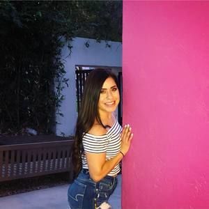 Meet your Posher, Alexandra